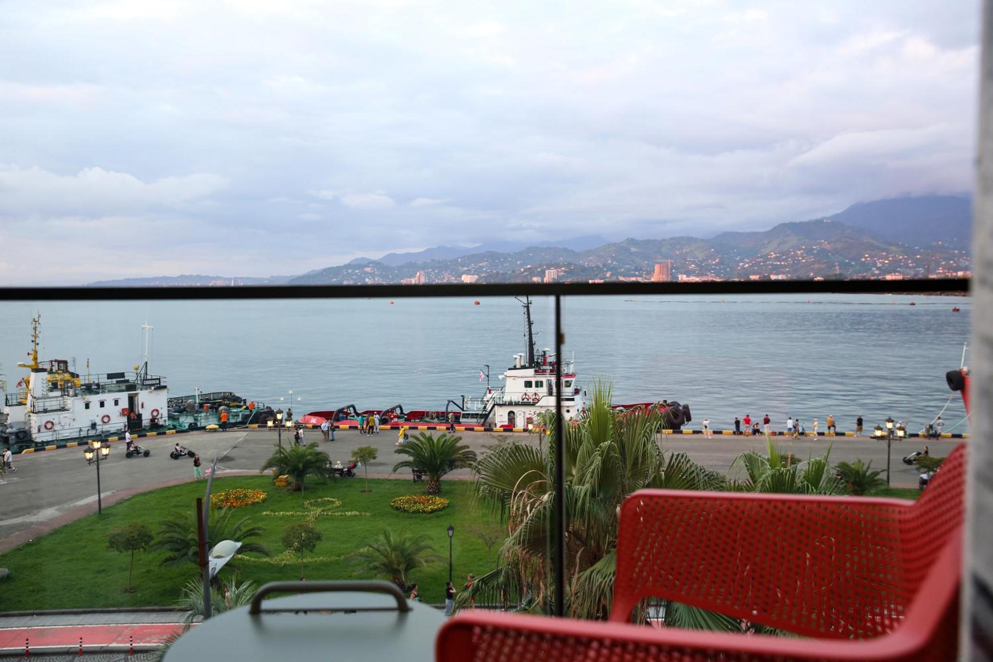 Hotel Retro Batumi Ngoại thất bức ảnh