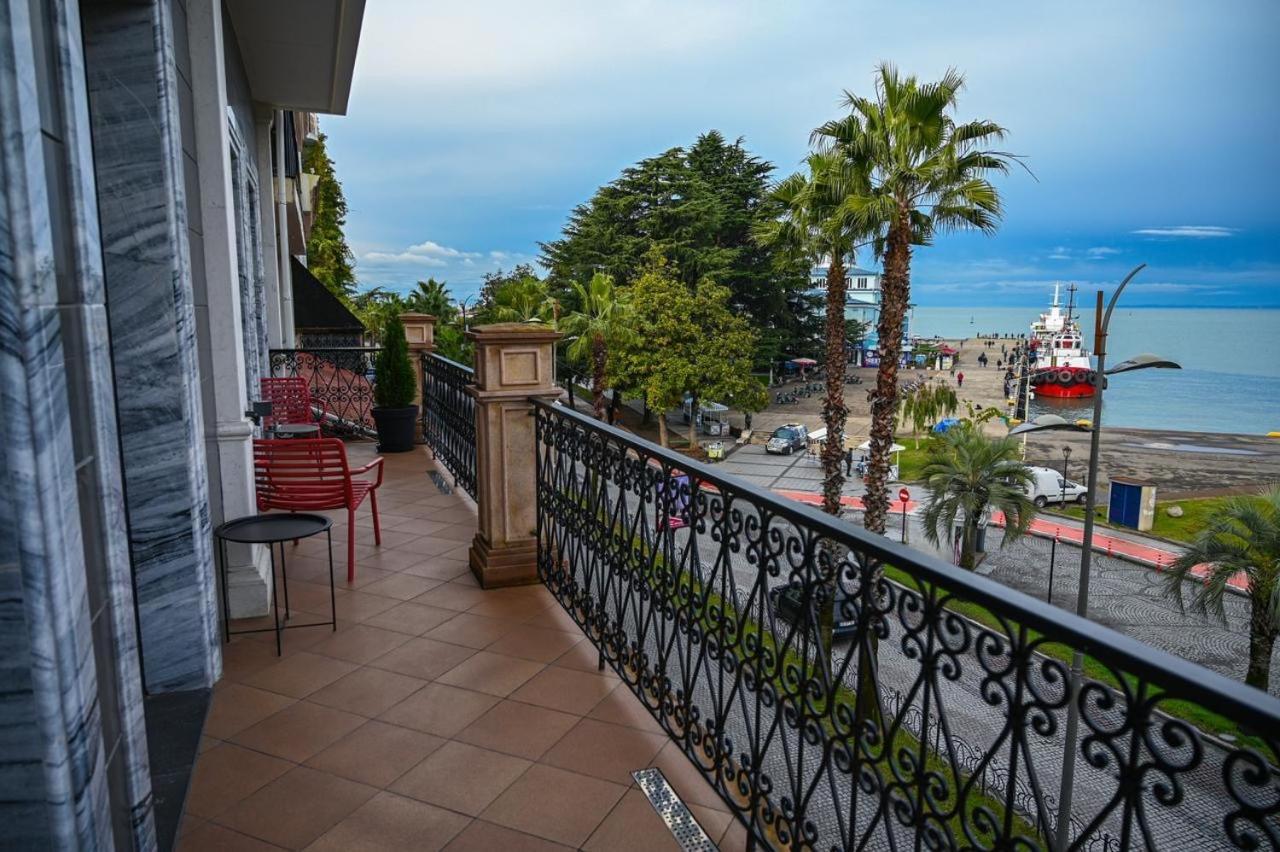 Hotel Retro Batumi Ngoại thất bức ảnh