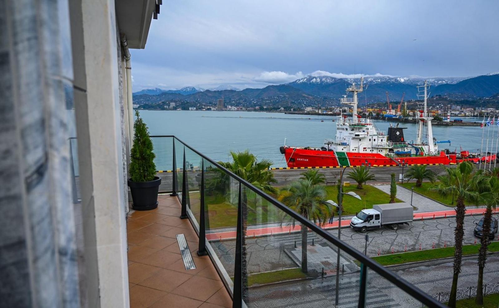 Hotel Retro Batumi Ngoại thất bức ảnh